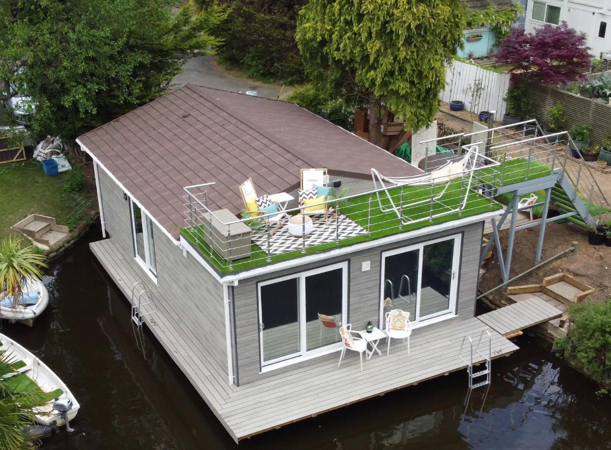 Tulana Taggs - Floating Home On Idyllic Island Hampton Hill Εξωτερικό φωτογραφία
